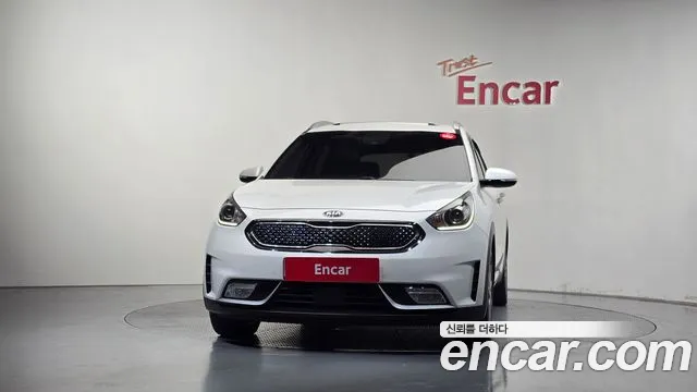 Kia Niro 2016 thumb 3