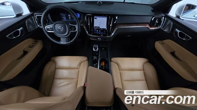 Volvo S60 2023 thumb 7