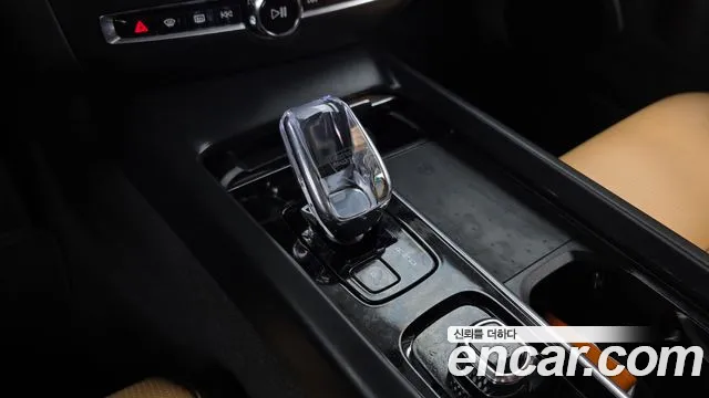 Volvo S60 2023 thumb 9