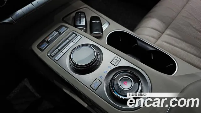 Genesis GV70 2023 thumb 9