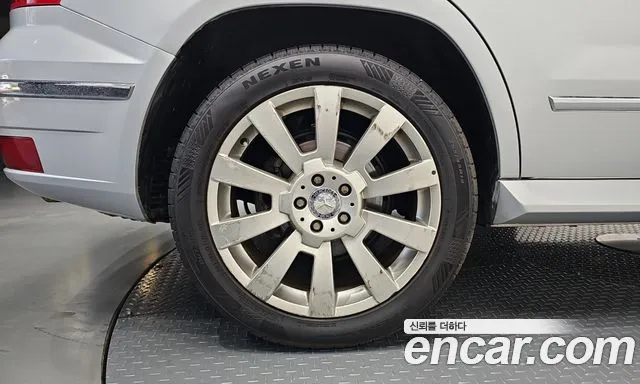 Mercedes-Benz GLK-Class 2009 thumb 4