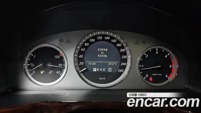 Mercedes-Benz GLK-Class 2009 thumb 7