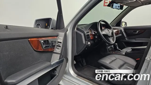 Mercedes-Benz GLK-Class 2009 thumb 9