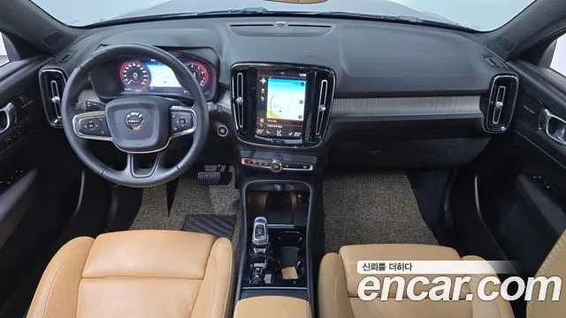 Volvo XC40 2020 thumb 6