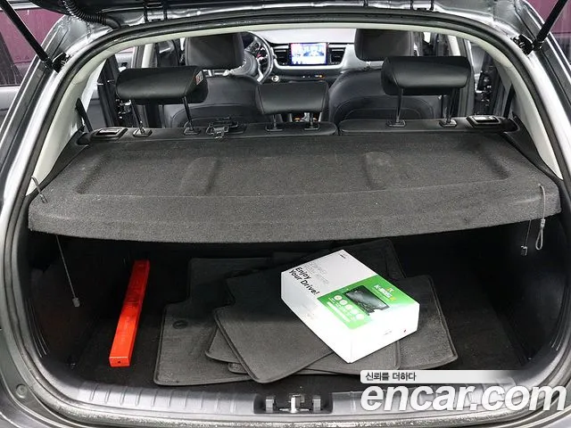Kia Stonic 2017 thumb 5