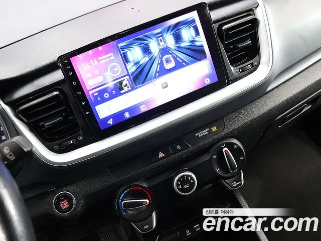 Kia Stonic 2017 thumb 7