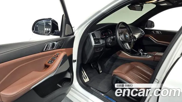 BMW X5 2020 thumb 10
