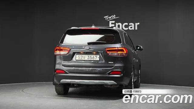 Kia Sorento 2017 thumb 4