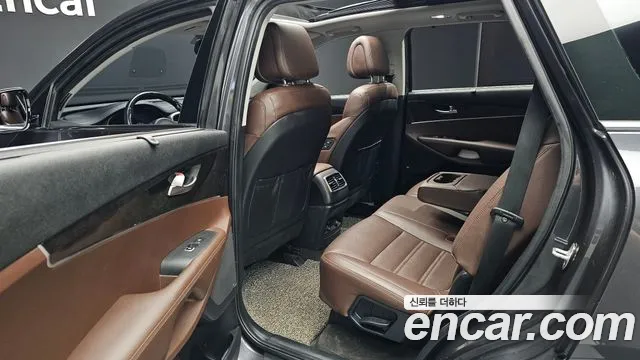 Kia Sorento 2017 thumb 12