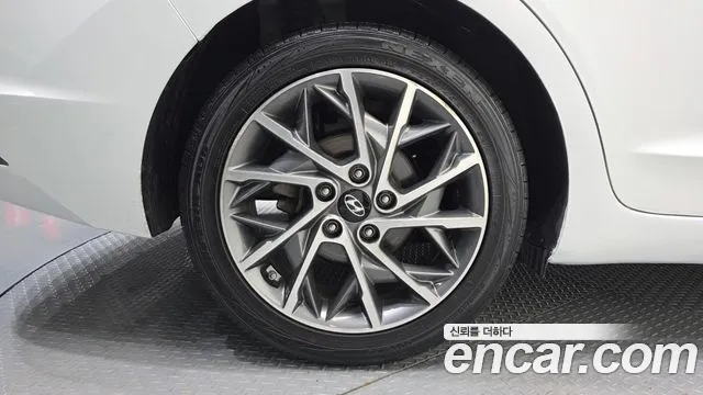Hyundai Avante 2019 thumb 5