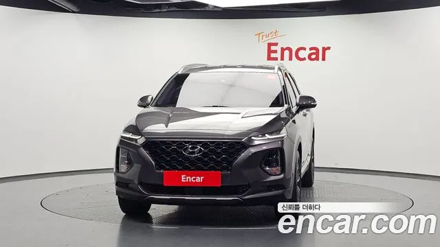 Hyundai Santa Fe 2018 thumb 3