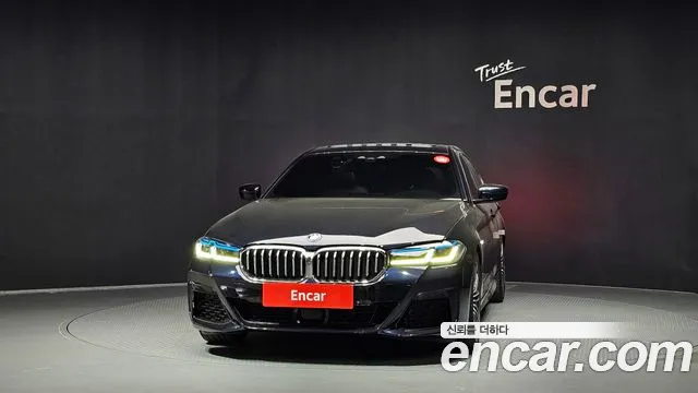 BMW 5-Series 2019 thumb 3