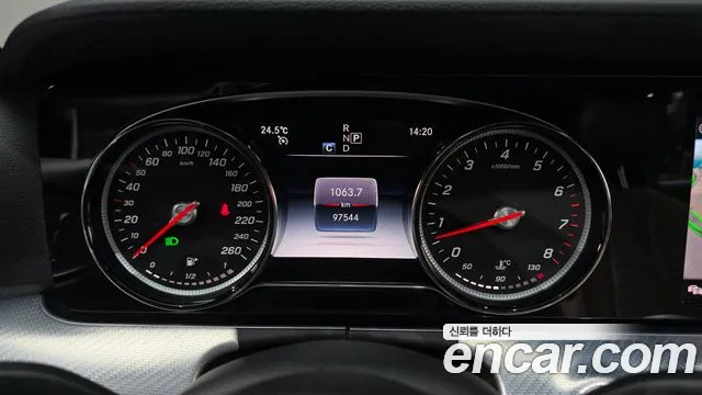 Mercedes-Benz E-Класс 2019 thumb 8
