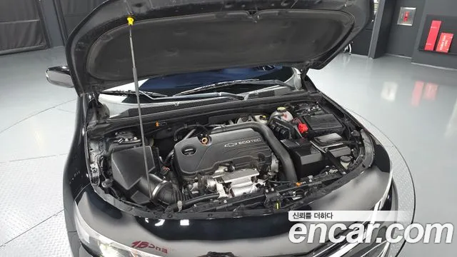 ChevroletGMDaewoo Malibu 2017 thumb 5