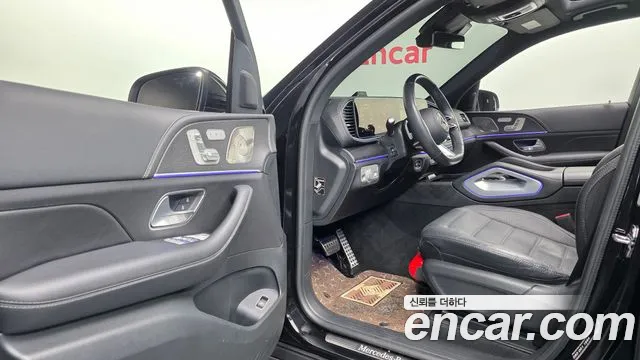 Mercedes-Benz GLS 2024 thumb 9