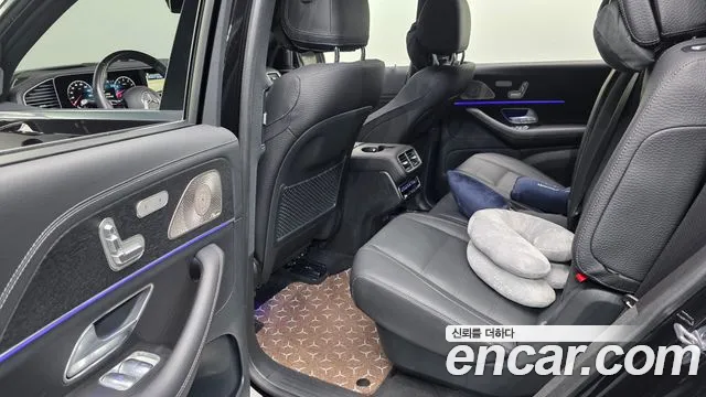 Mercedes-Benz GLS 2024 thumb 11