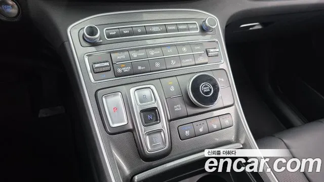 Hyundai Santa Fe 2023 thumb 9