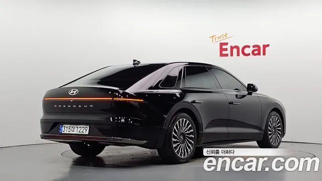 Hyundai Grandeur 2023 thumb 2
