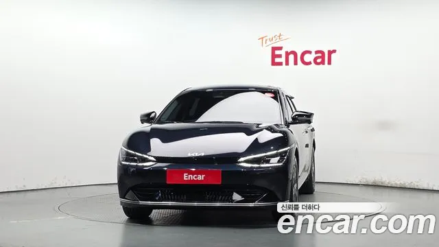 Kia EV6 2022 thumb 3