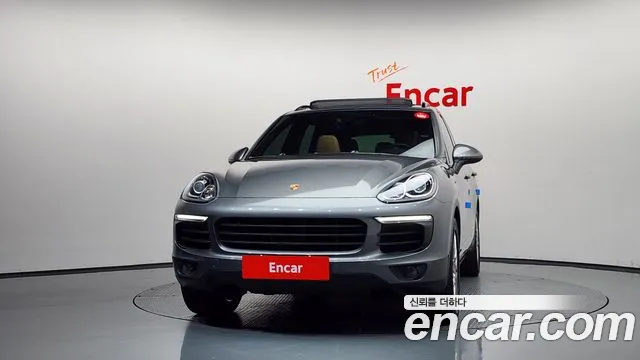 Porsche Cayenne 2015 thumb 3