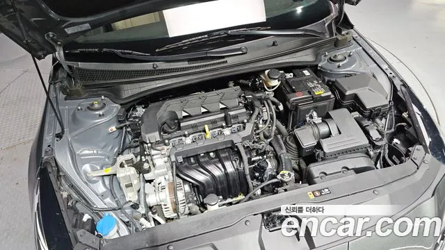 Hyundai Avante 2022 thumb 6