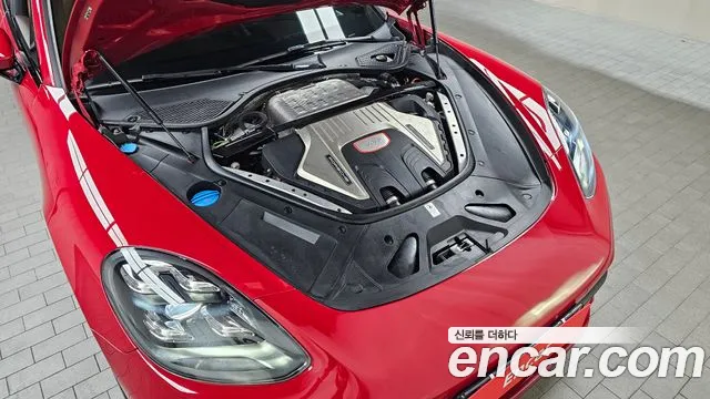Porsche Panamera 2021 thumb 6