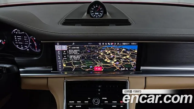 Porsche Panamera 2021 thumb 12