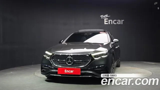 Mercedes-Benz E-Класс 2024 thumb 2