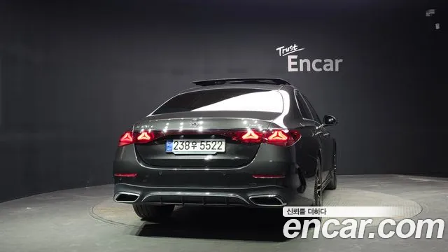 Mercedes-Benz E-Класс 2024 thumb 3