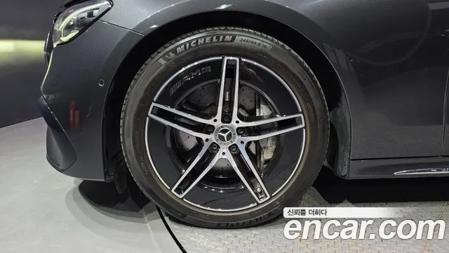 Mercedes-Benz E-Класс 2024 thumb 4