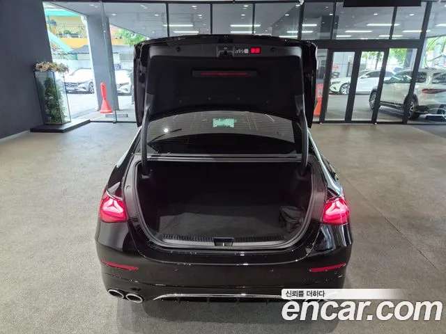 Mercedes-Benz E-Класс 2026 thumb 8