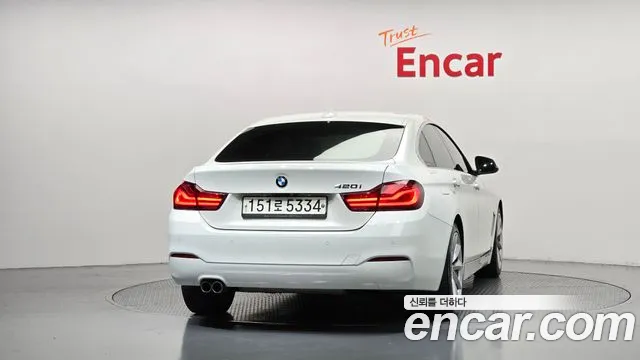 BMW 4-Series 2019 thumb 4