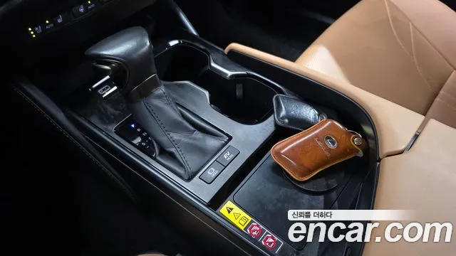 Lexus ES 2024 thumb 9
