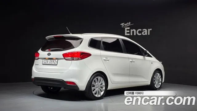 Kia Carens 2016 thumb 2