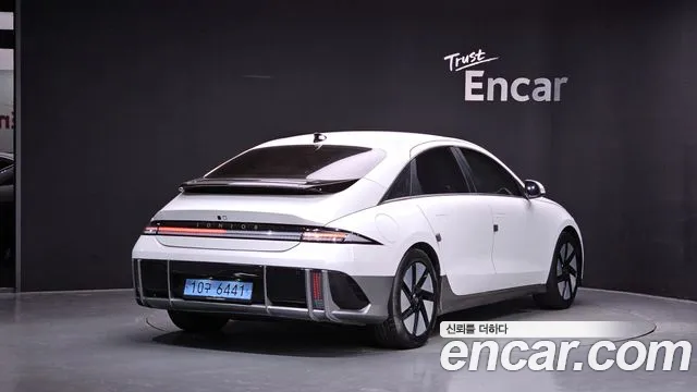 Hyundai IONIQ 6 2022 thumb 2