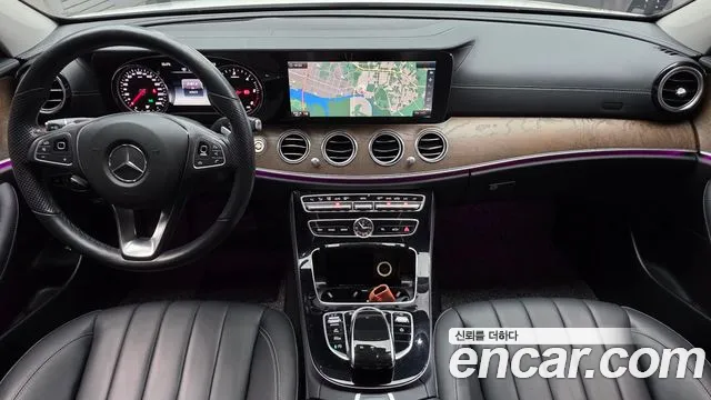 Mercedes-Benz E-Класс 2017 thumb 7