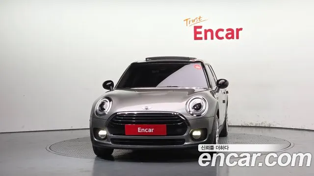 MINI Clubman 2017 thumb 3