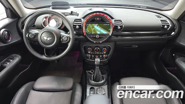MINI Clubman 2017 thumb 7
