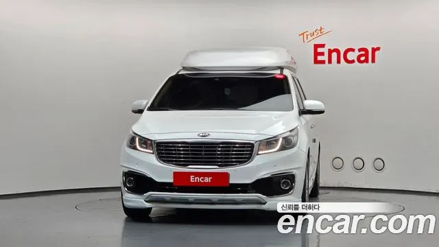 Kia Carnival 2016 thumb 3