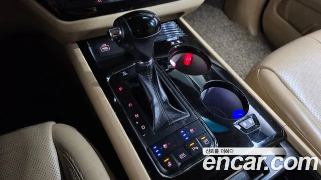 Kia Carnival 2016 thumb 9