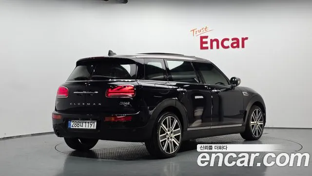 MINI Clubman 2020 thumb 2
