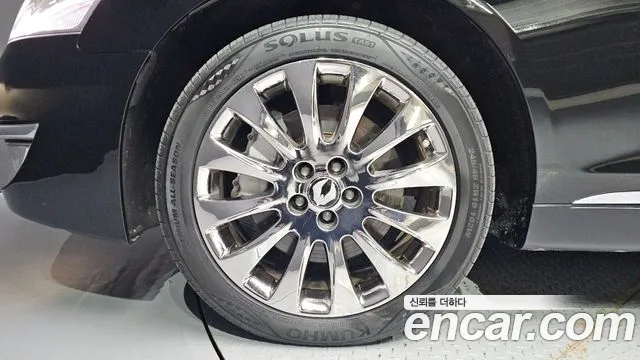 KG_Mobility_Ssangyong Chairman 2013 thumb 5
