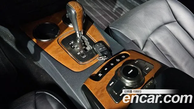 KG_Mobility_Ssangyong Chairman 2013 thumb 9