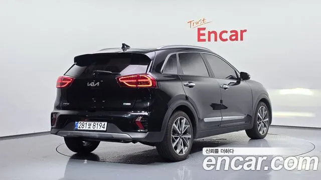 Kia Niro 2021 thumb 2