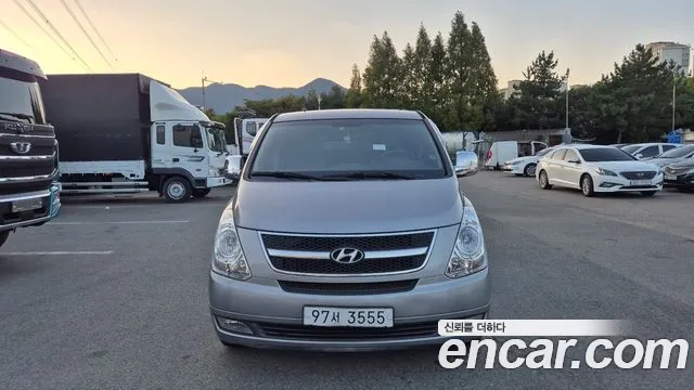 Hyundai Starex 2013 thumb 11