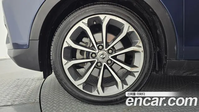KG_Mobility_Ssangyong TIBOLI 2019 thumb 5