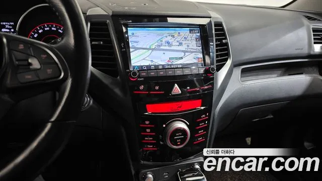 KG_Mobility_Ssangyong TIBOLI 2019 thumb 12