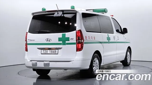 Hyundai Starex 2017 thumb 2