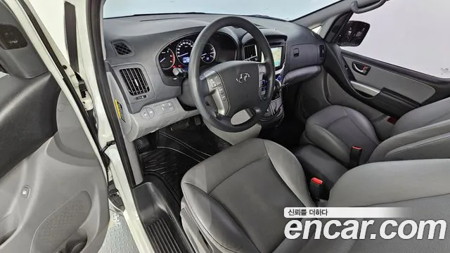 Hyundai Starex 2017 thumb 7