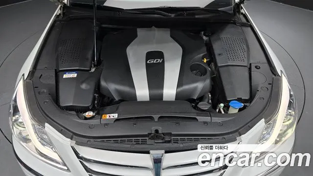Hyundai Genesis 2012 thumb 6